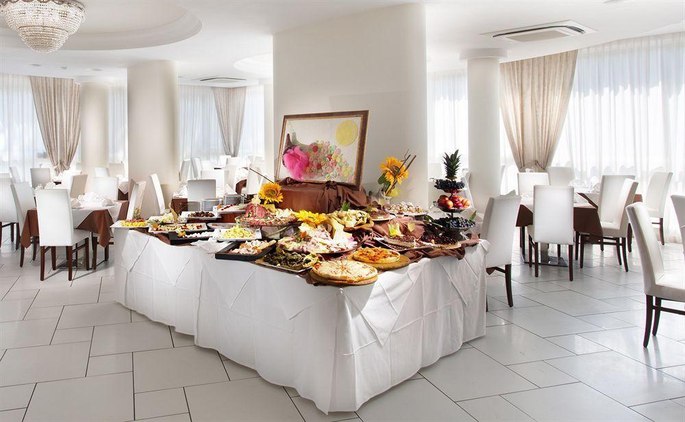 Hotel San Marco Milano Marittima Ngoại thất bức ảnh